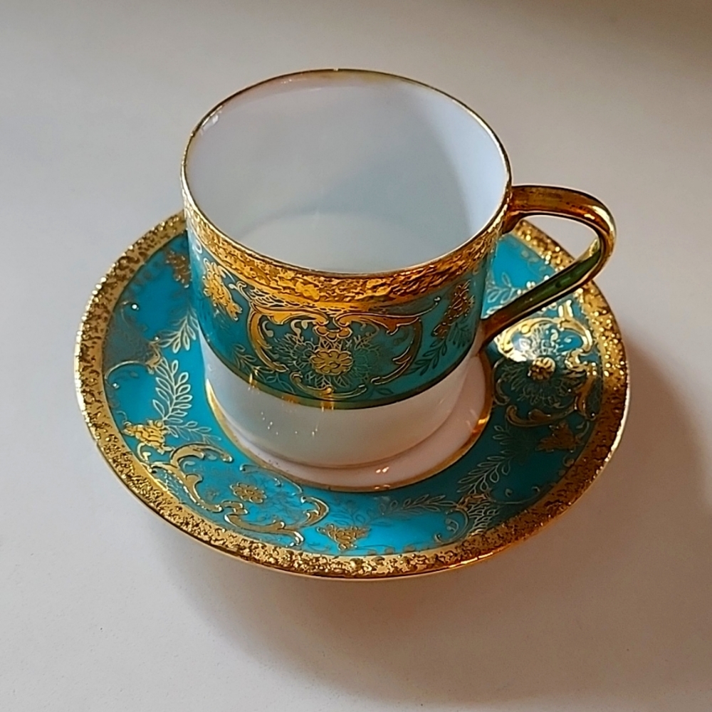 Vintage 1960 tea cup & saucer